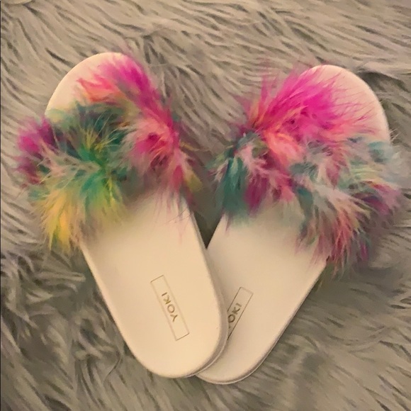 Multi color feather slides - Picture 4 of 4